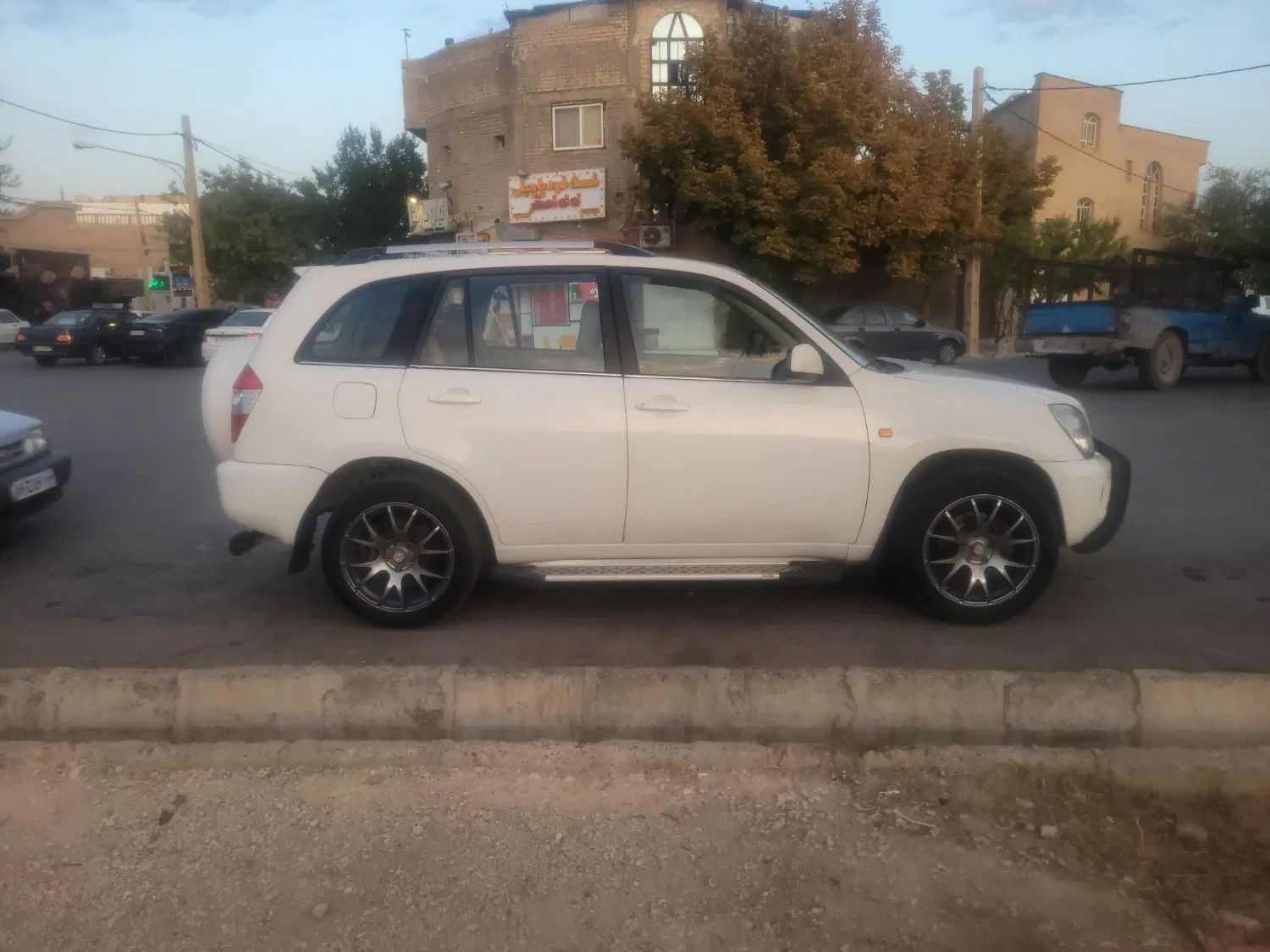 ام وی ام X33 دنده‌ای ساده - 1393