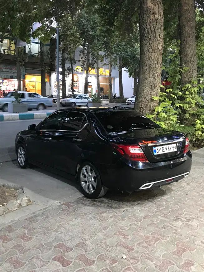 دنا پلاس توربو اتوماتیک - 1402