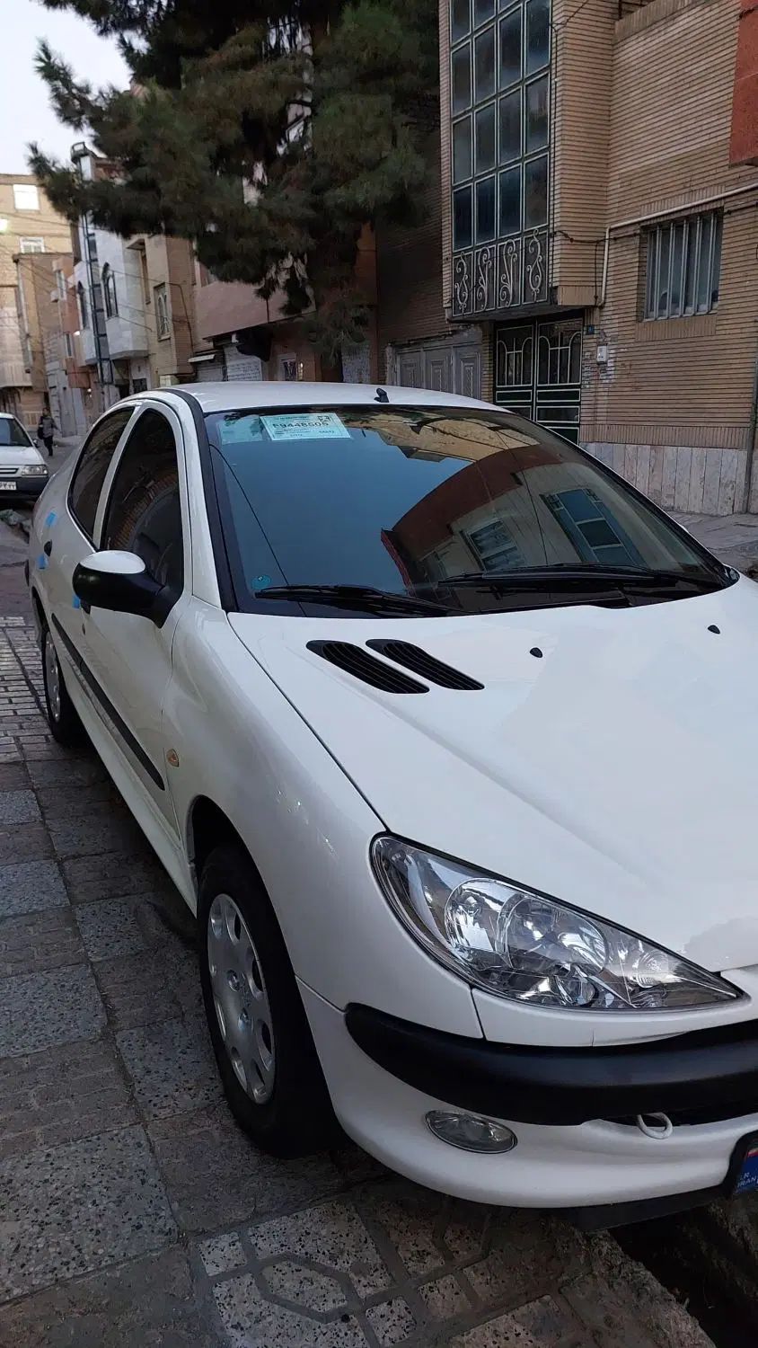پژو ۲۰۶ صندوق دار v8 - 1395