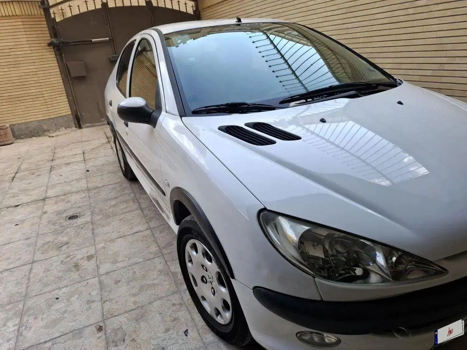 پژو ۲۰۶ صندوق دار v8 - 1398