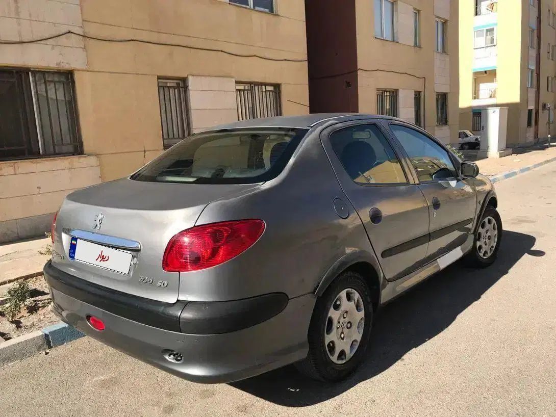 پژو ۲۰۶ صندوق دار v8 - 1389