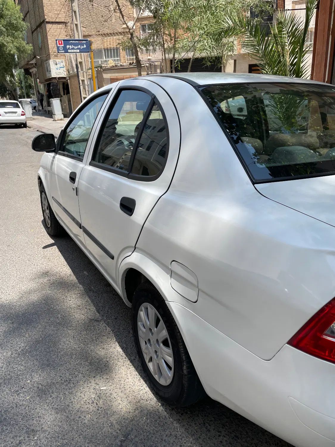 تیبا صندوق دار SX - 1400