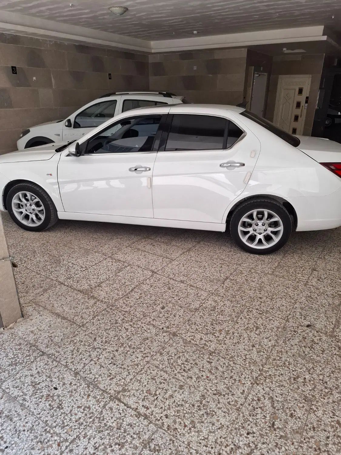 دنا پلاس توربو 6 دنده - 1403