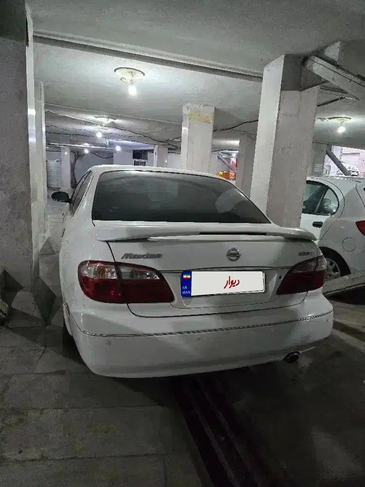 نیسان ماکسیما دنده‌ای - 1382