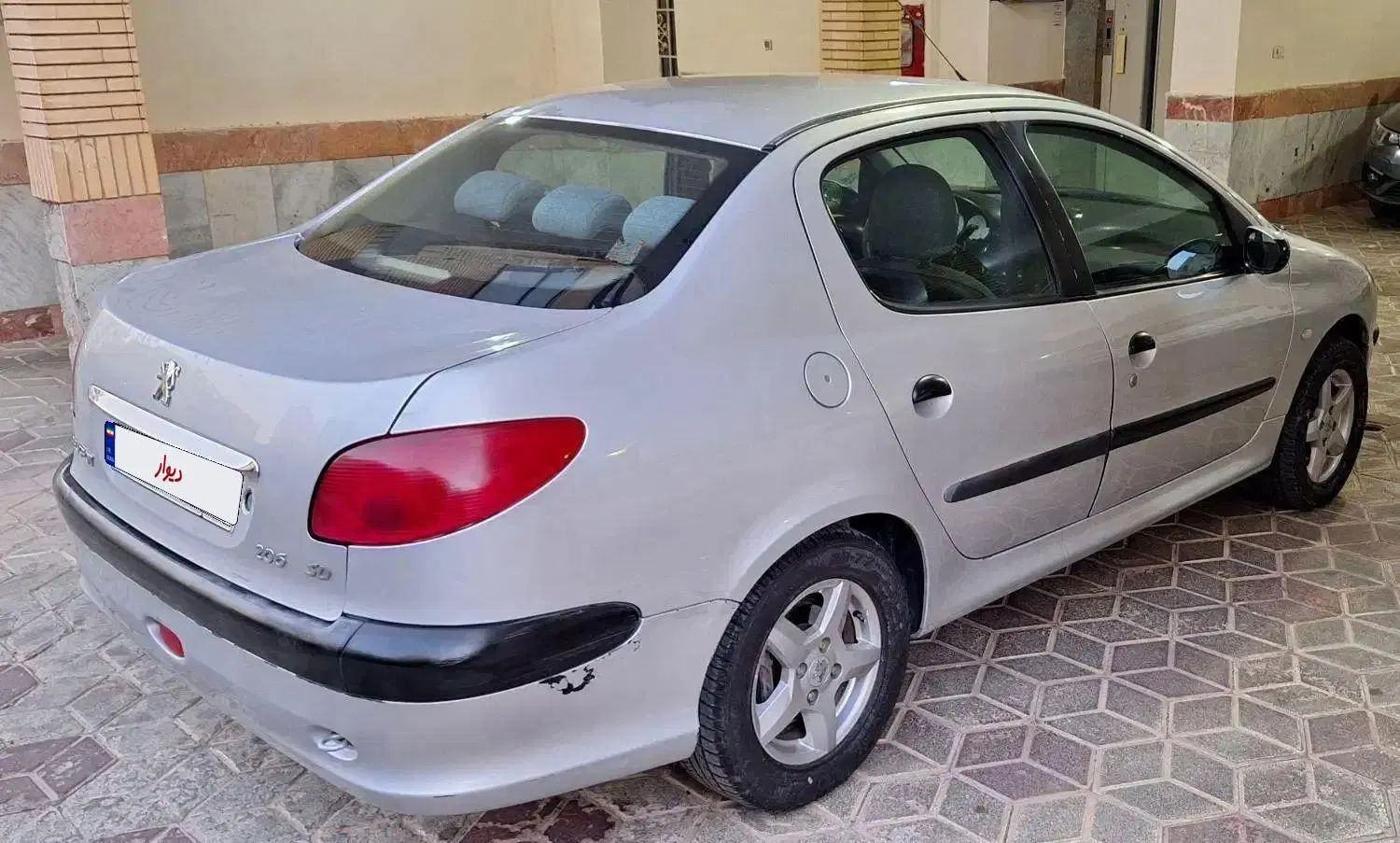 پژو ۲۰۶ صندوق دار v8 - 1386