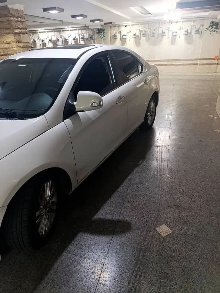 جک J5 اتوماتیک - 1394
