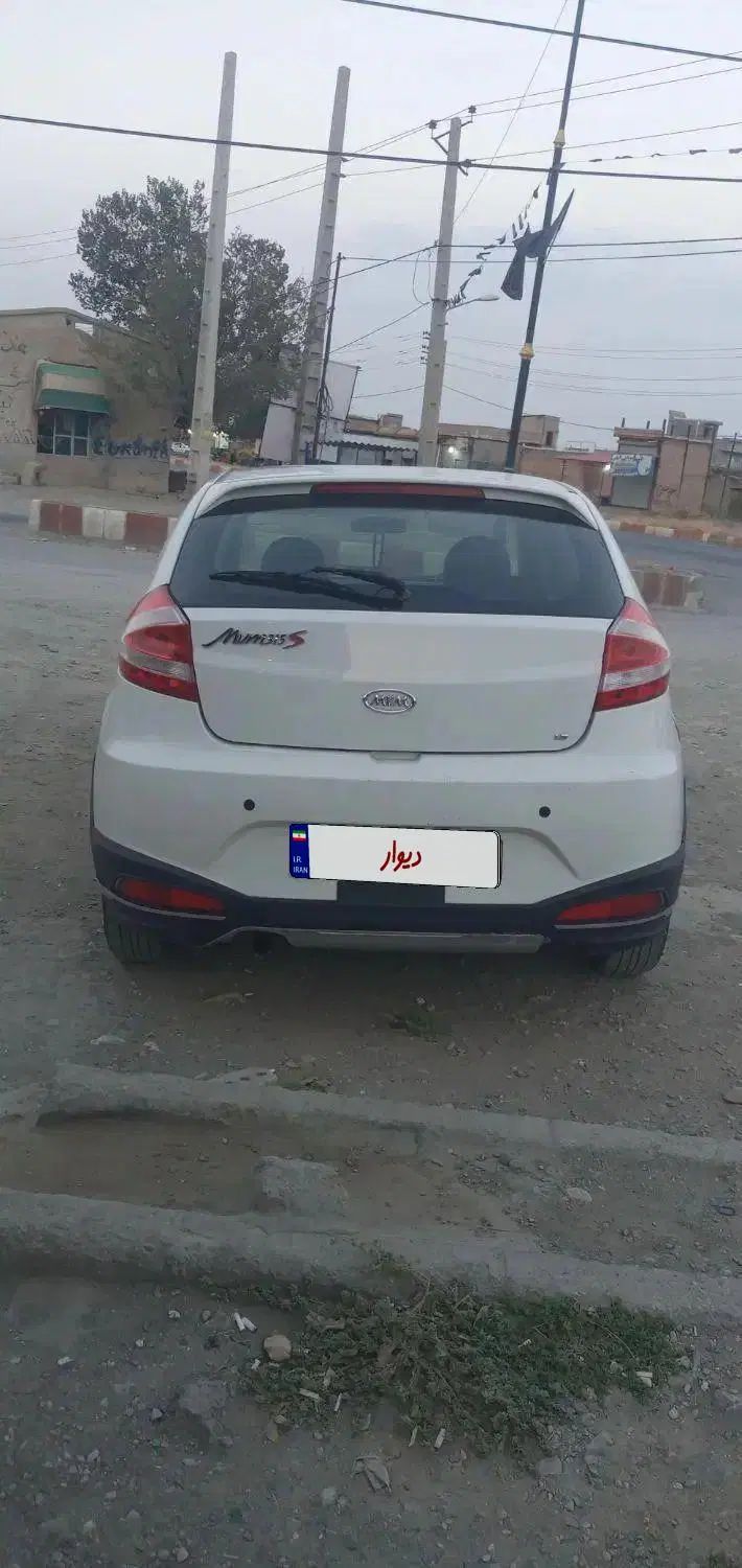 ام وی ام 315 صندوقدار اسپرت دنده‌ای - 1396
