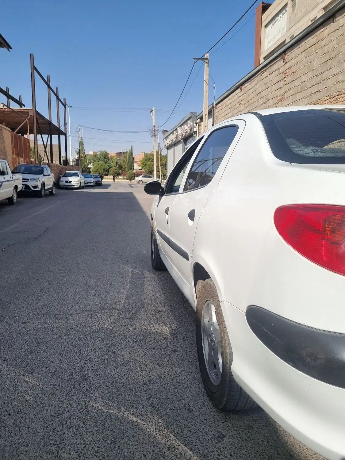 پژو ۲۰۶ صندوق دار v8 - 1398