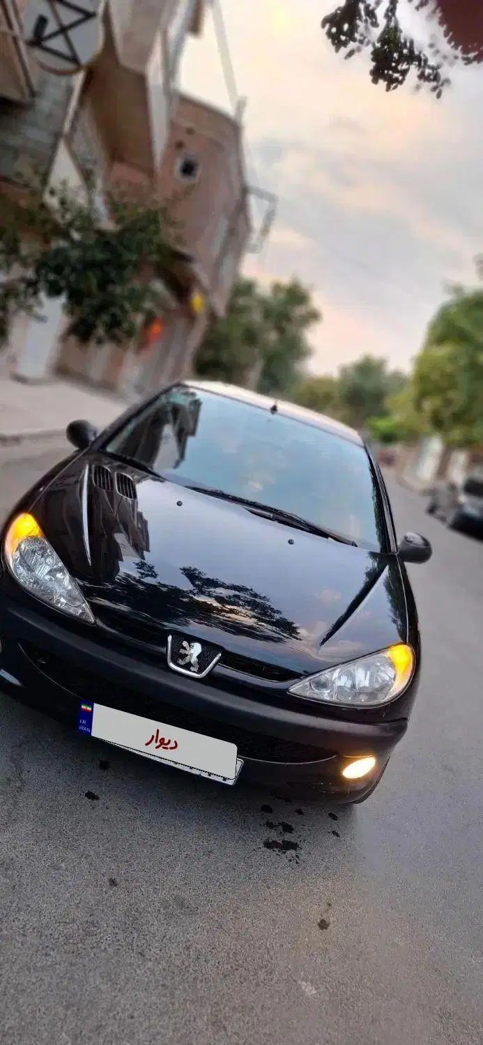 پژو ۲۰۶ صندوق دار v8 - 1391