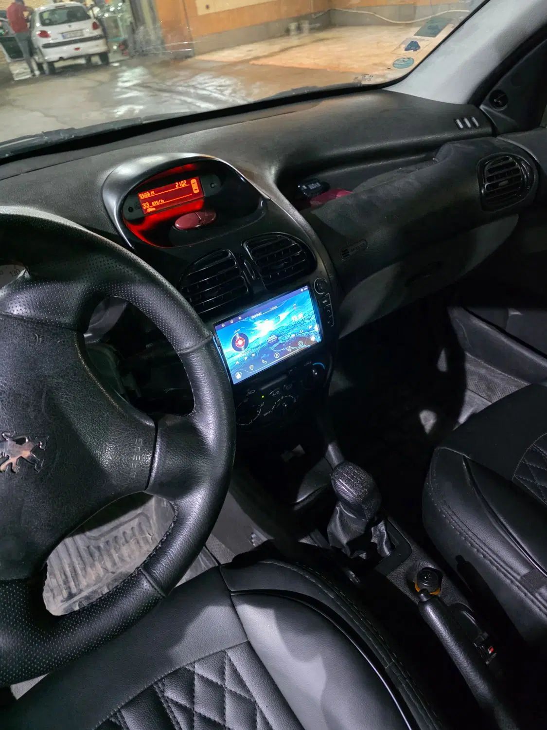 پژو ۲۰۶ صندوق دار v8 - 1394
