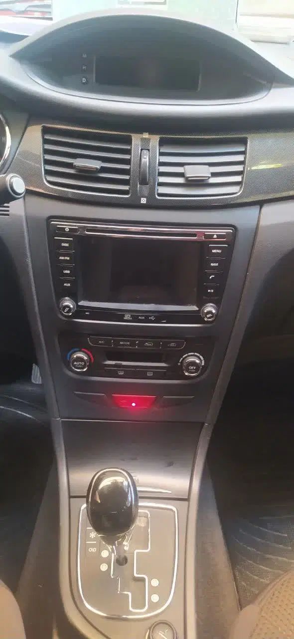 دانگ فنگ H30 کراس اتوماتیک - 1396