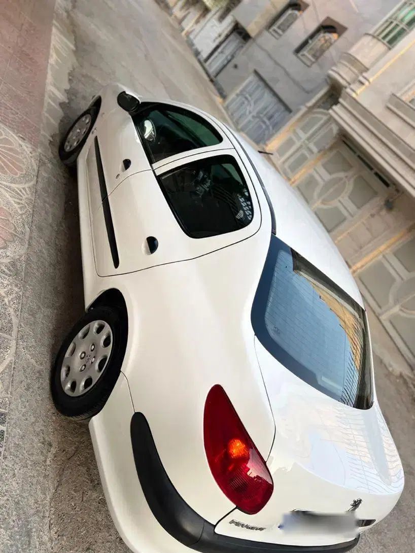 پژو ۲۰۶ صندوق دار v8 - 1399