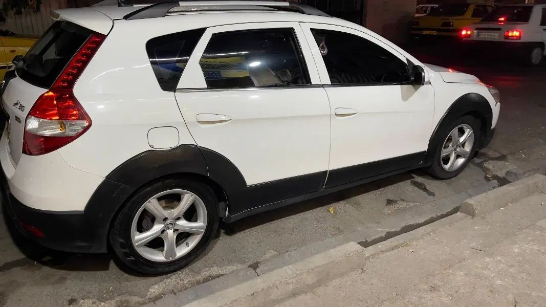 دانگ فنگ H30 کراس اتوماتیک - 1395