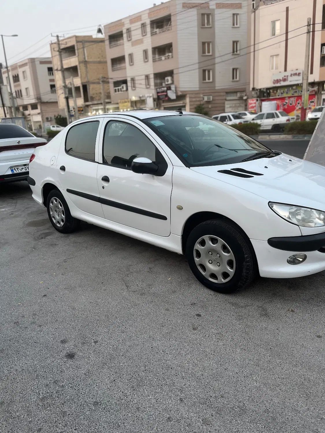 پژو ۲۰۶ صندوق دار v8 - 1393