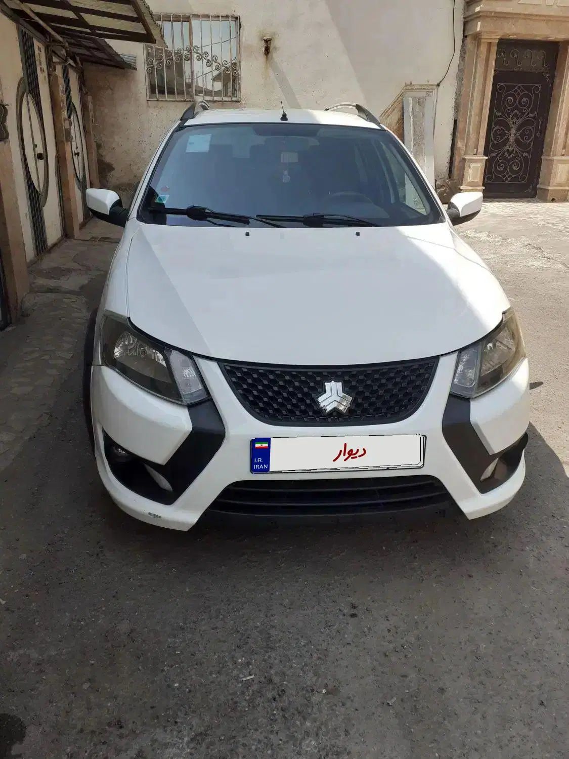 خودرو کوییک، معمولی آگهی ann_19898362