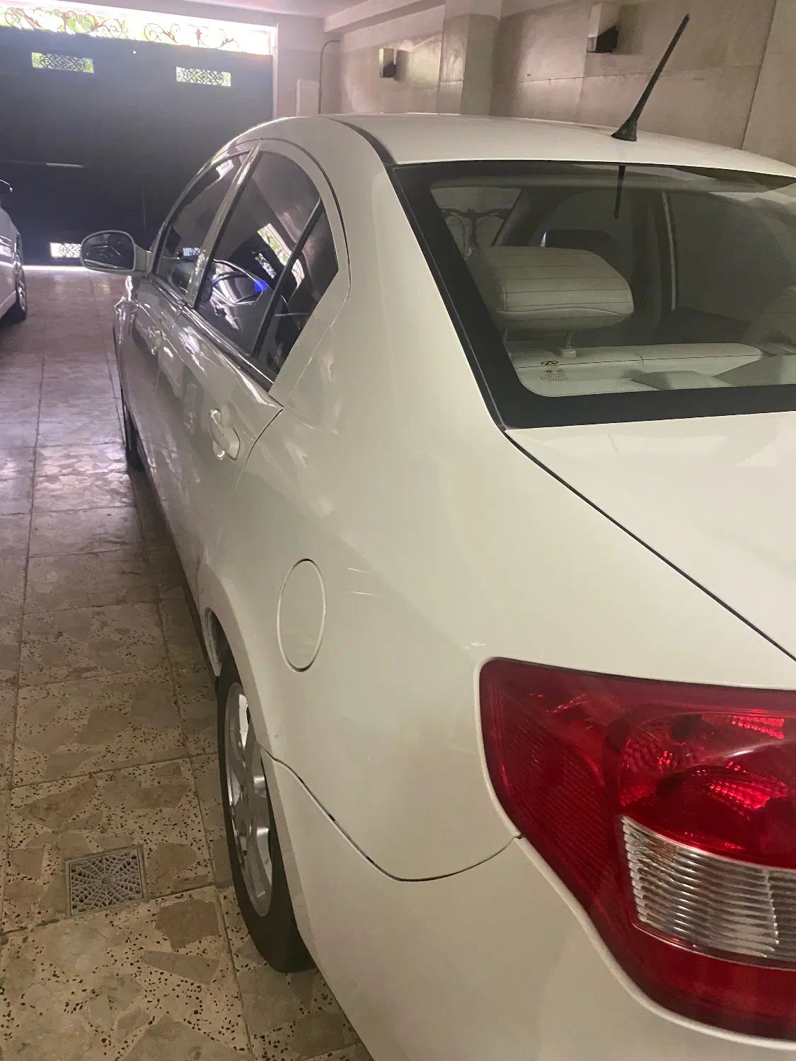 ام وی ام 550 اتوماتیک - 1395