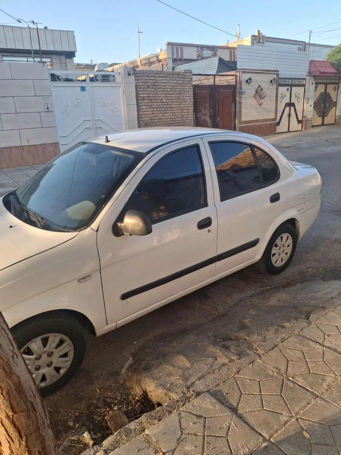 تیبا صندوق دار SX - 1390