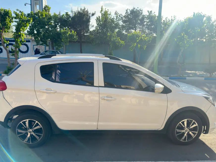 لیفان X50 دنده‌ ای - 1394