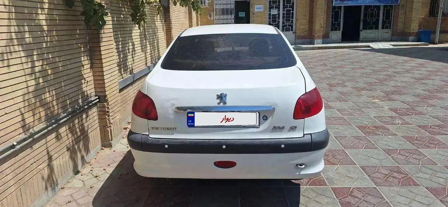 پژو ۲۰۶ صندوق دار v8 - 1389