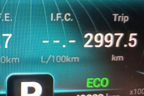 ام وی ام X55 پرو اکسلنت - 1401