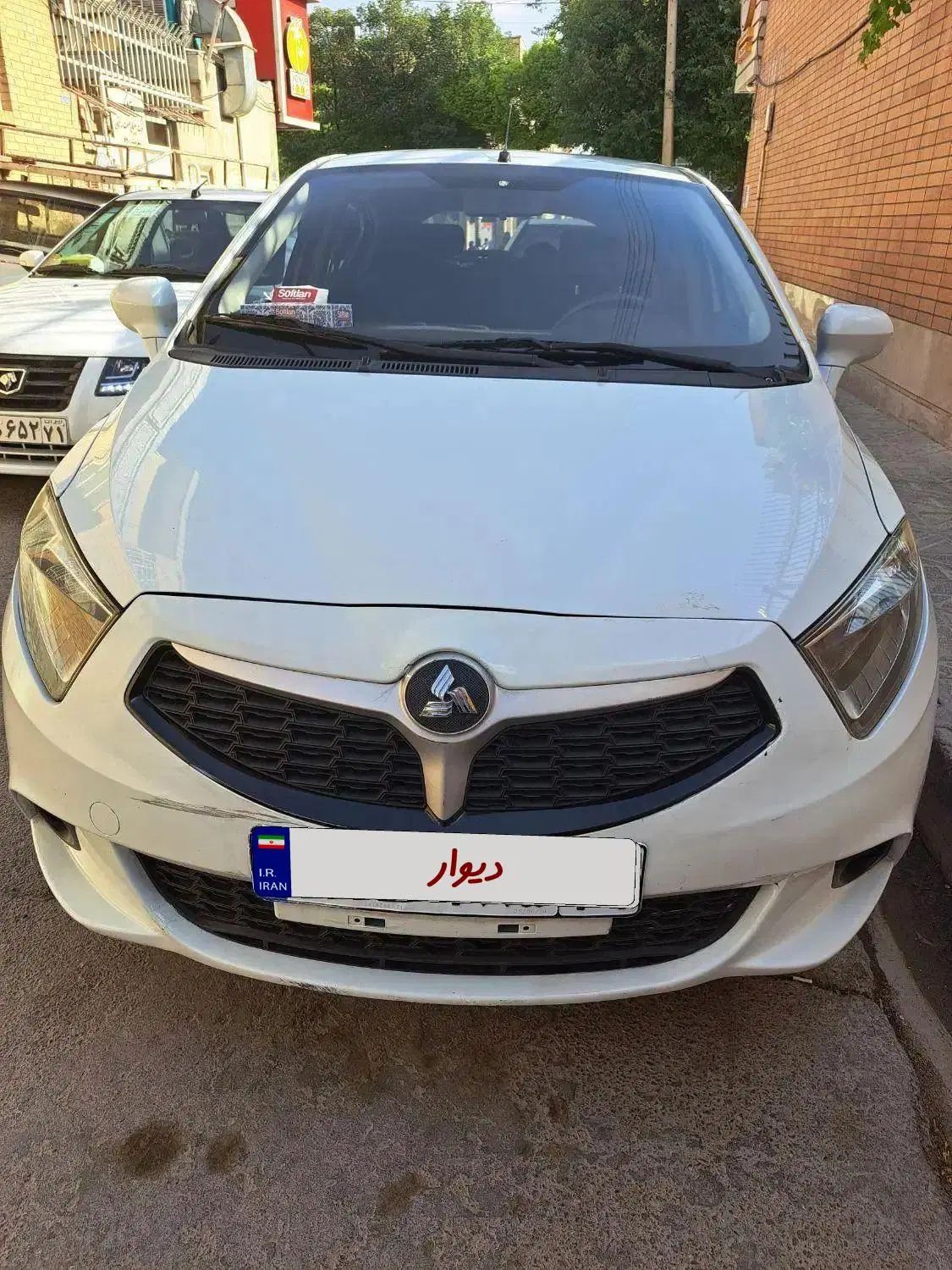 خودرو برلیانس، H220 آگهی ann_19900421