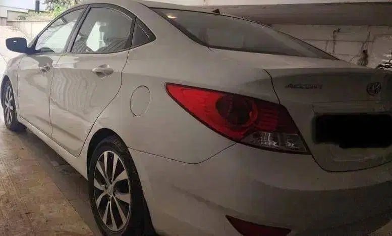 خودرو هیوندای، اکسنت آگهی ann_19900515