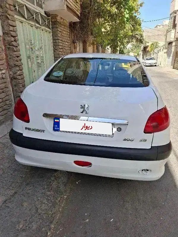 پژو ۲۰۶ صندوق دار v8 - 1395