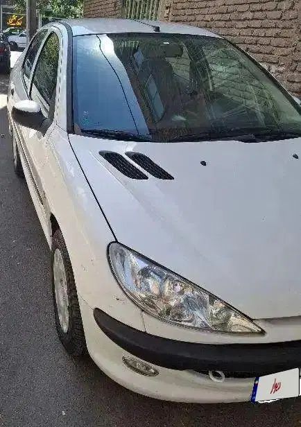 پژو ۲۰۶ صندوق دار v8 - 1395
