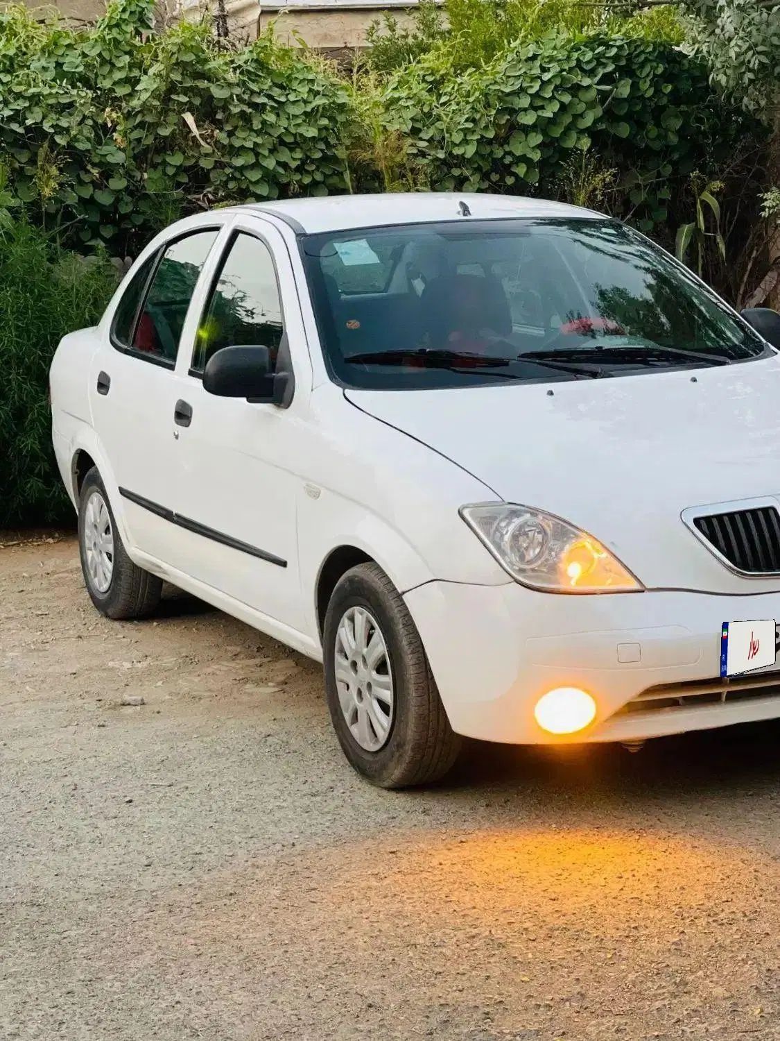 تیبا صندوق دار SX - 1398