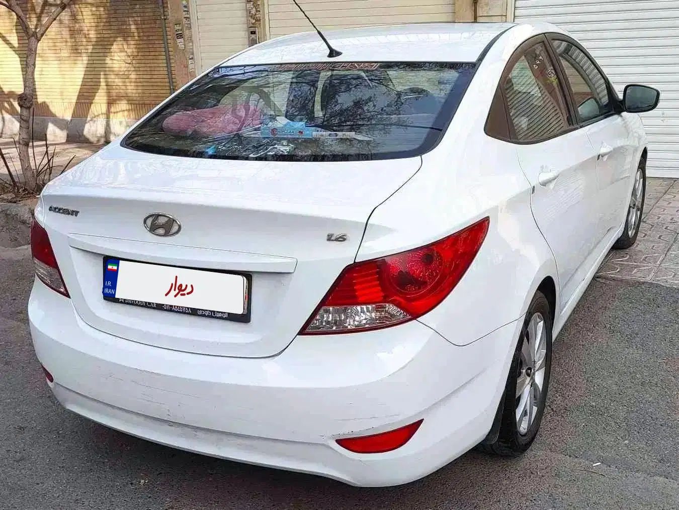 هیوندای اکسنت جی‌ال‌اس - 2014