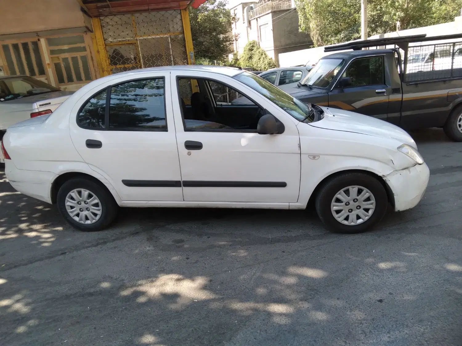 تیبا صندوق دار SX - 1392