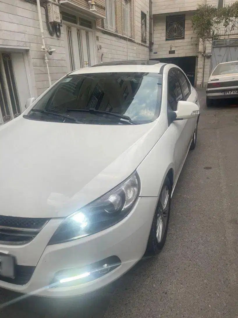جک J5 اتوماتیک - 1394