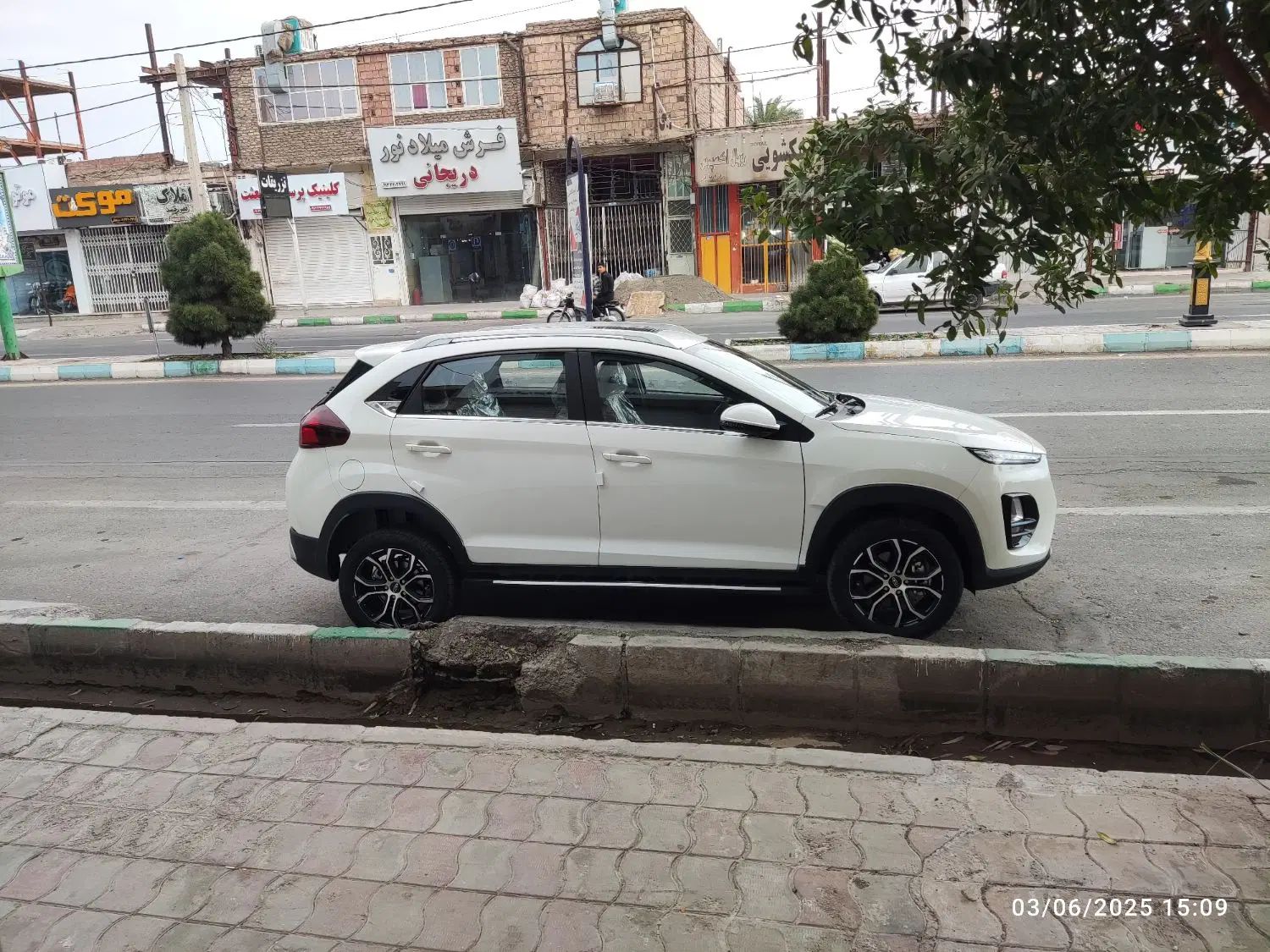 ام وی ام X22 دنده ای اسپرت لاکچری - 1403