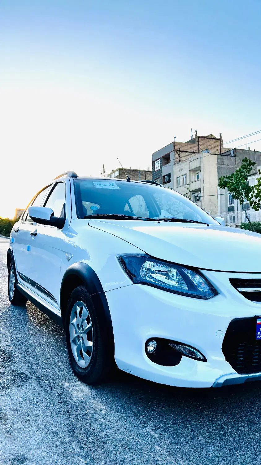 کوییک R دنده‌ای - 1402