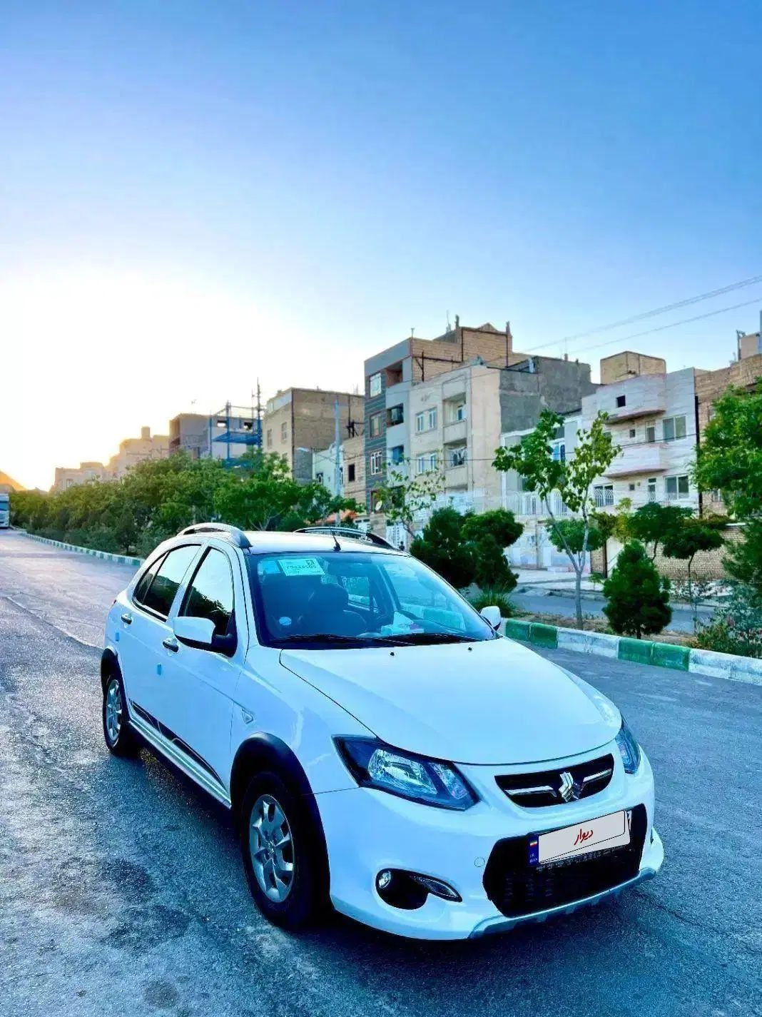 کوییک R دنده‌ای - 1402