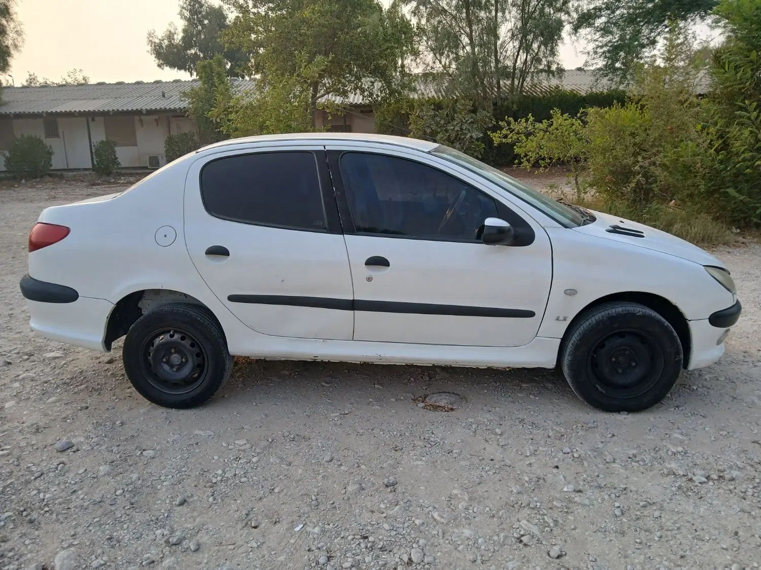 پژو ۲۰۶ صندوق دار v8 - 1389