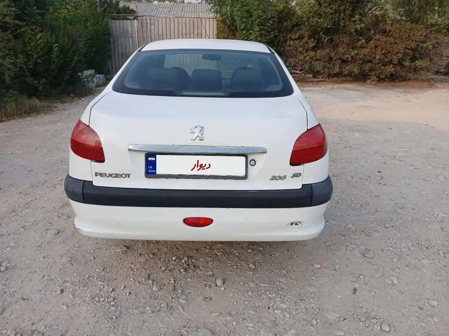 پژو ۲۰۶ صندوق دار v8 - 1389