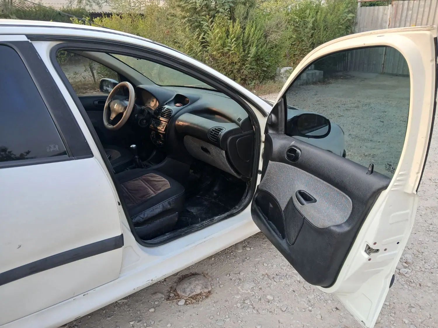 پژو ۲۰۶ صندوق دار v8 - 1389