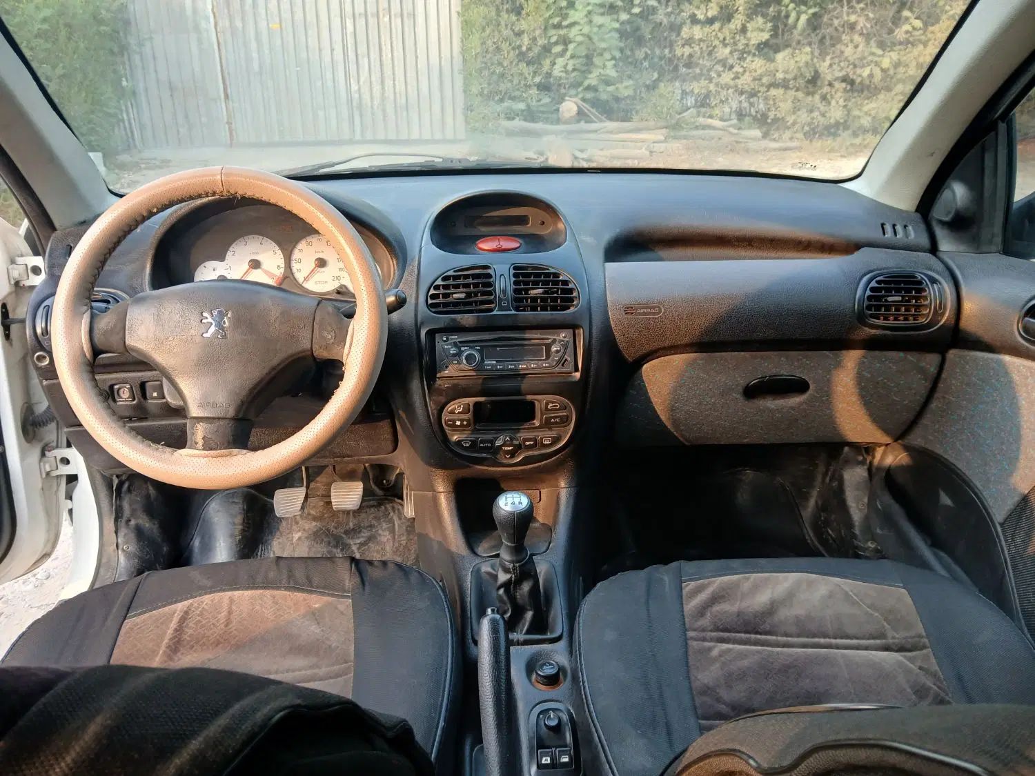 پژو ۲۰۶ صندوق دار v8 - 1389