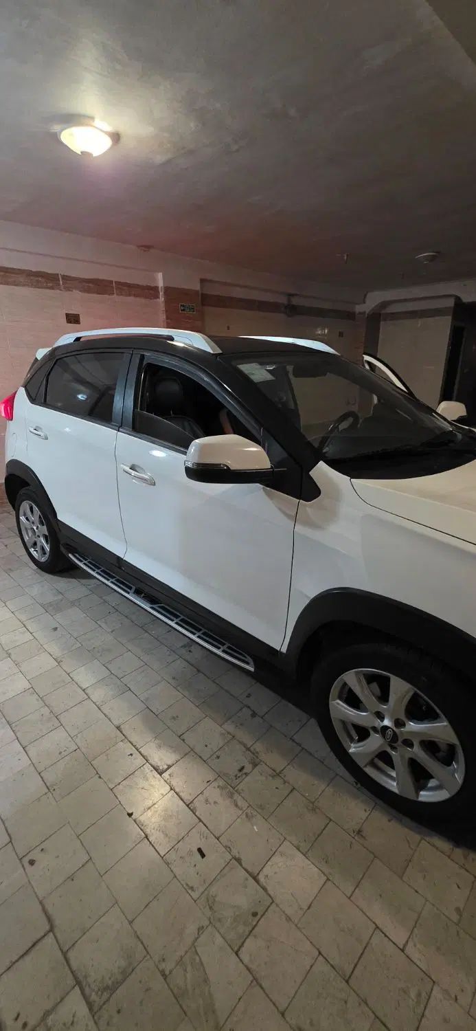 ام وی ام X22 اتوماتیک اسپرت اکسلنت - 1400
