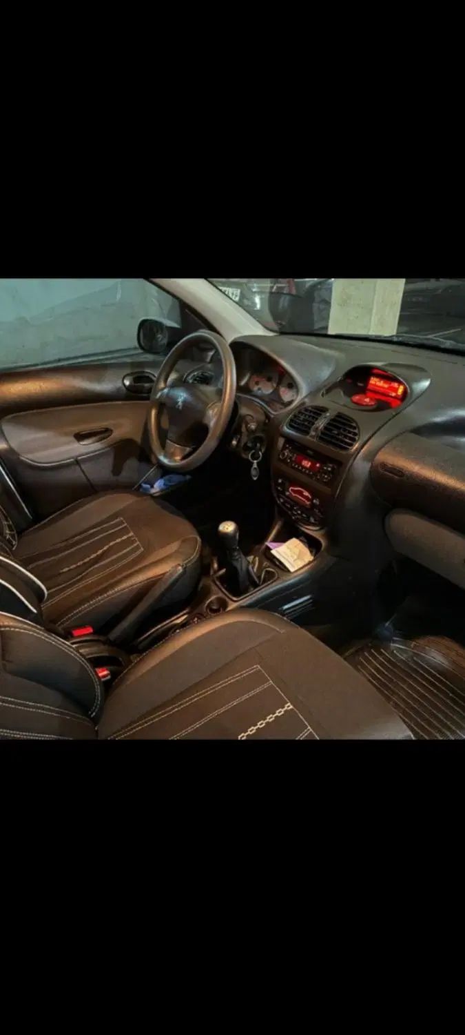 پژو ۲۰۶ صندوق دار v8 - 1397