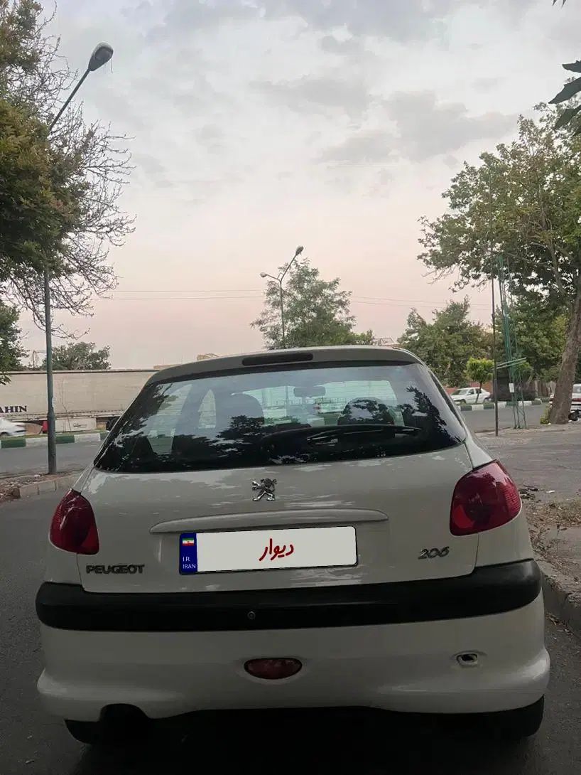 پژو 206 تیپ 5 - 1396