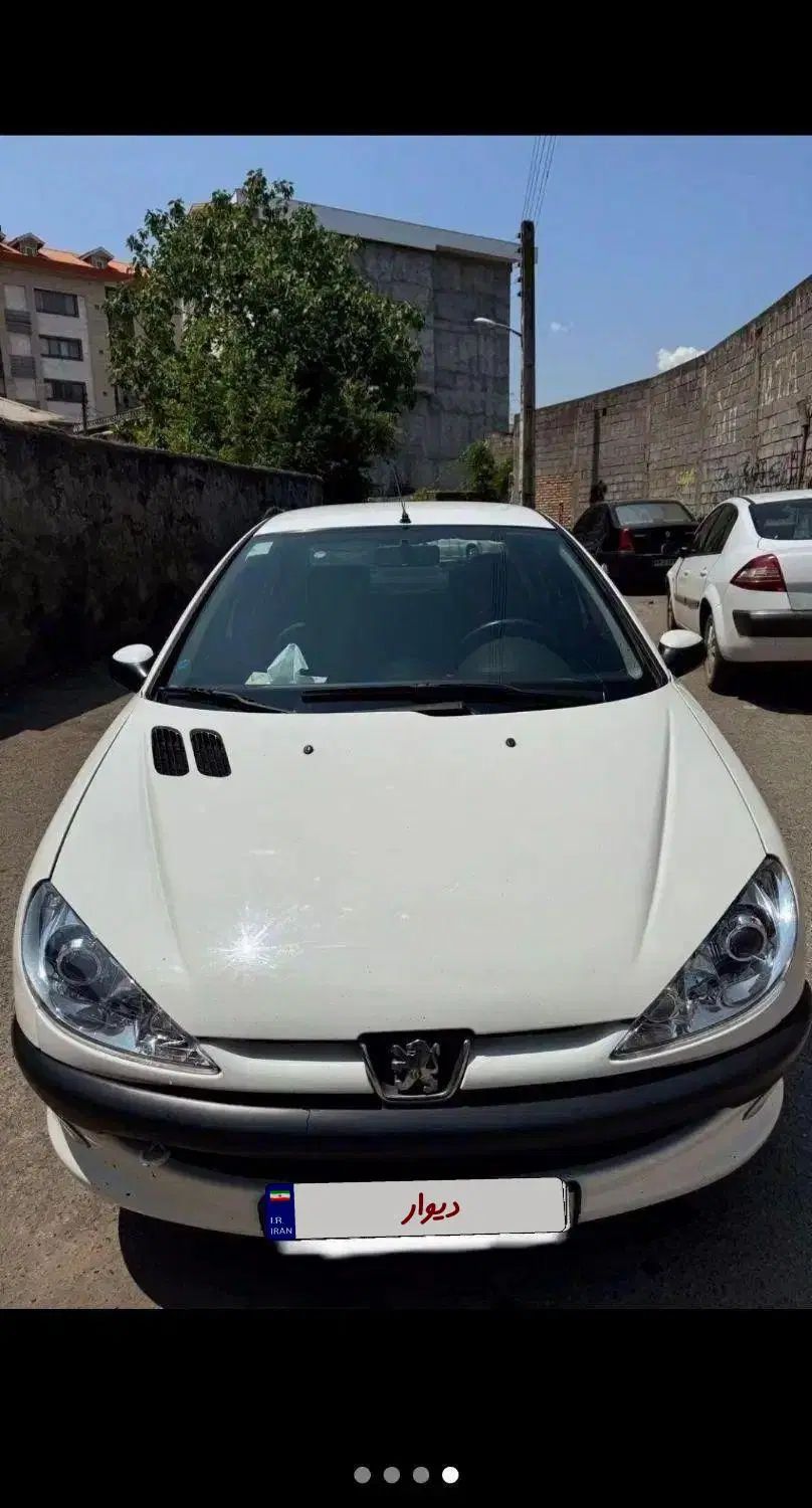 پژو ۲۰۶ صندوق دار v8 - 1393