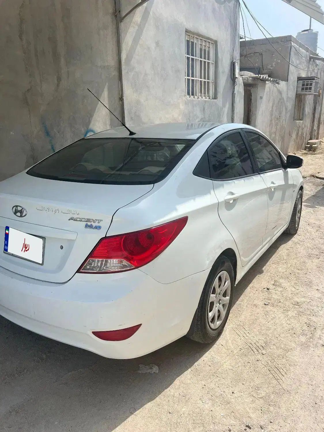 هیوندای اکسنت 1.6 لیتر بلو - 2013