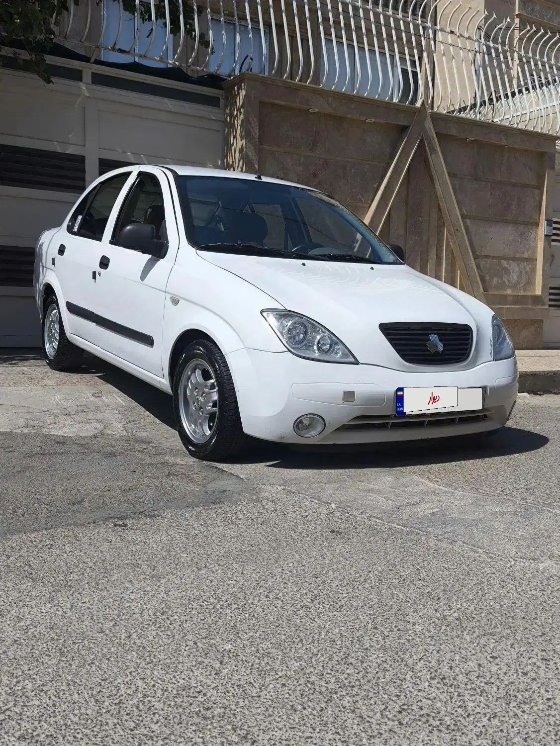 تیبا صندوق دار SX - 1393