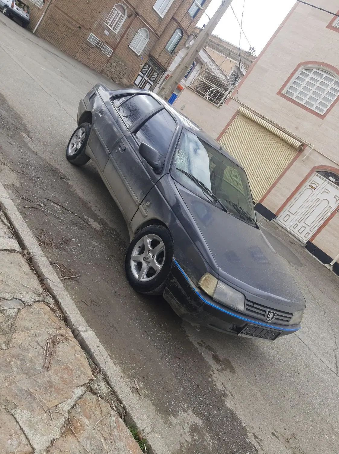 پژو 405 GL - 1373