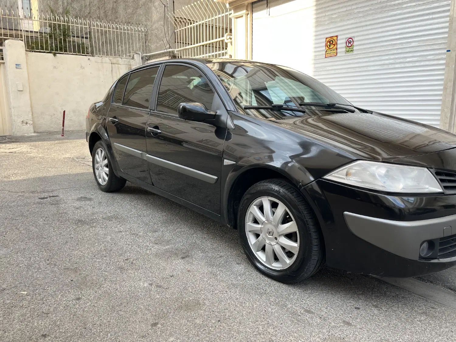 رنو مگان پارس خودرو 2000 - 1389