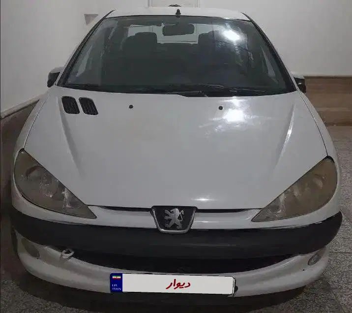 پژو ۲۰۶ صندوق دار v8 - 1392