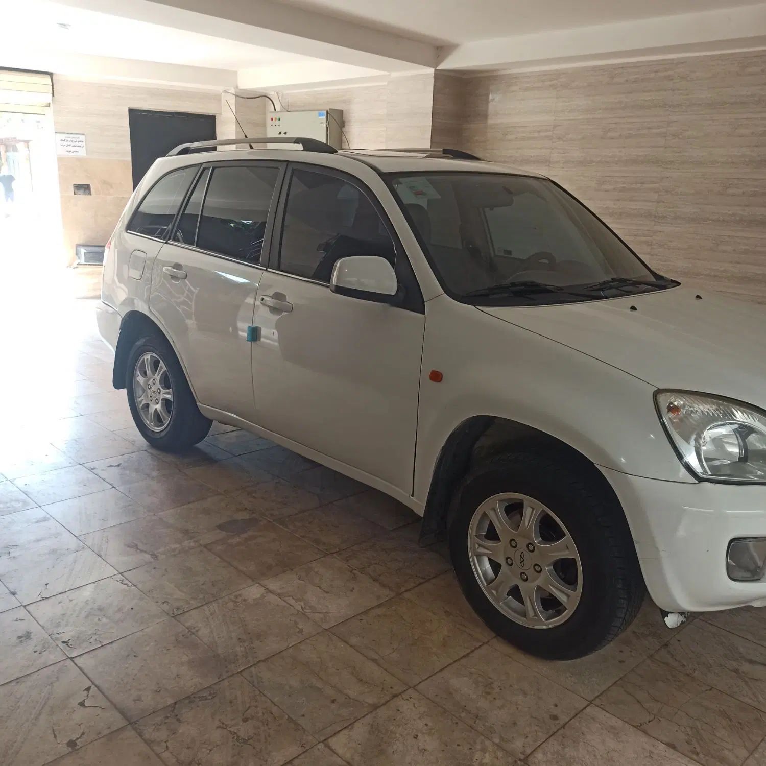 ام وی ام X33 دنده‌ای ساده - 1390