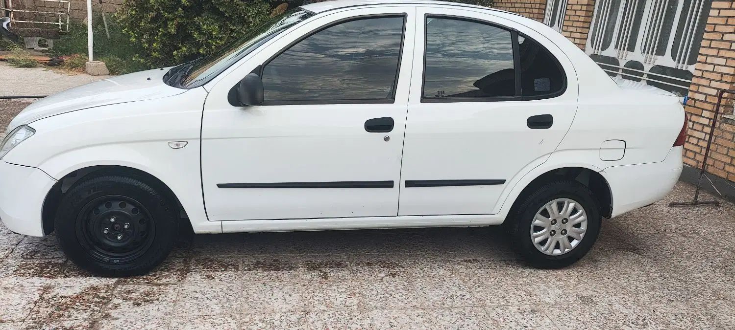 تیبا صندوق دار EX - 1395